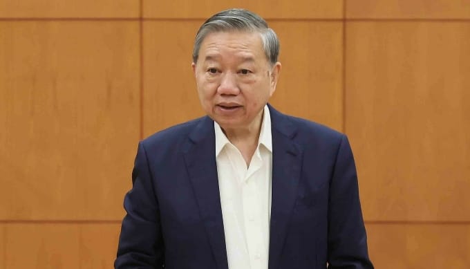 'Số lượng, cơ cấu Trung ương khóa 14 phải gắn với tinh gọn bộ máy'