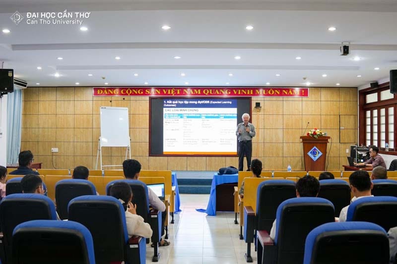 Hội nghị tập huấn xây dựng, kiện toàn Hệ thống bảo đảm chất lượng bên trong của Trường Đại học Cần Thơ năm 2025