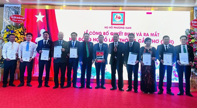 Ra mắt Hội đồng họ Hồ lâm thời TP Cần Thơ nhiệm kỳ 2025-2030