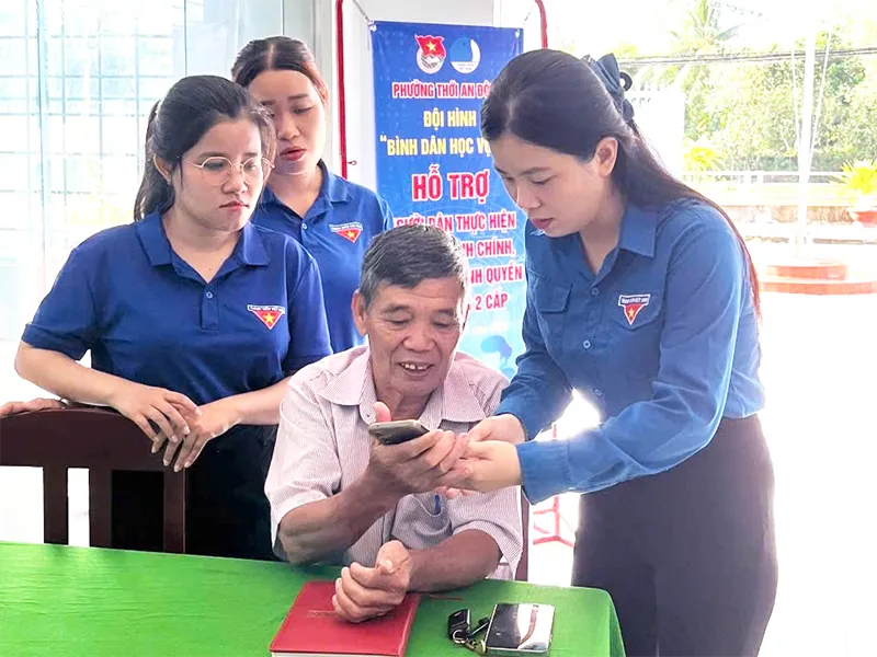 Nhiều tiện ích hỗ trợ người dân thực hiện thủ tục hành chính