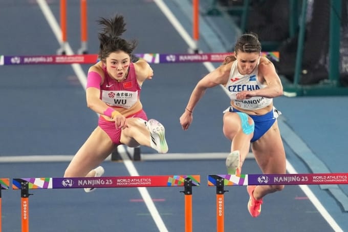 Mỹ nhân điền kinh lại gây tranh cãi dù lập kỷ lục Trung Quốc
