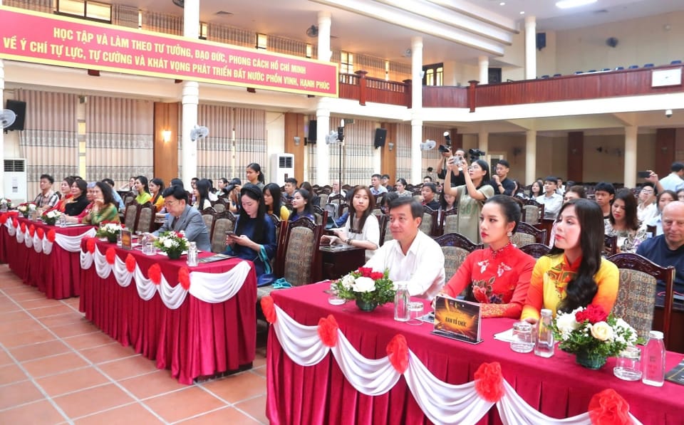 Công bố Cuộc thi Hoa hậu Di sản Áo dài Việt Nam 2024🌸: Tôn vinh văn hoá truyền thống dân tộc