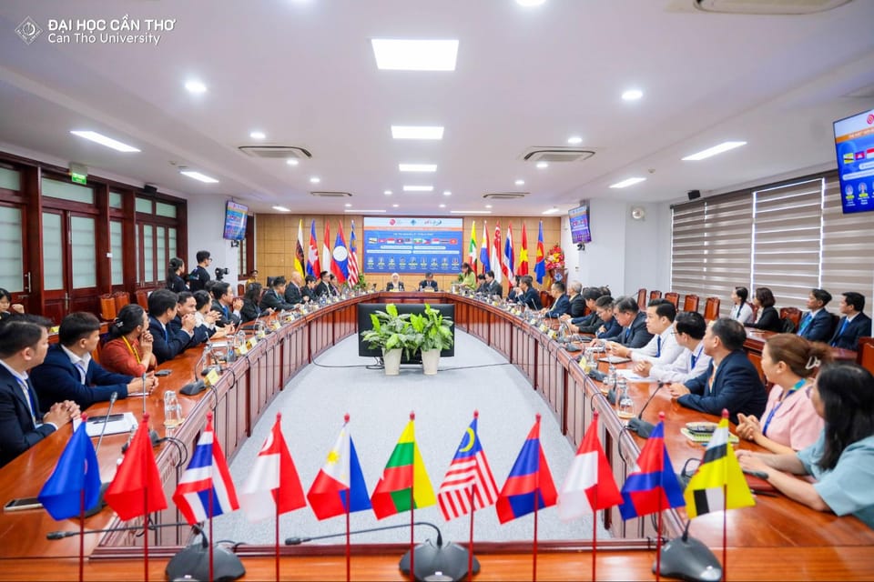 Bế mạc đợt đánh giá ngoài chương trình đào tạo theo Tiêu chuẩn AUN-QA lần thứ 440 tại Trường Đại học Cần Thơ