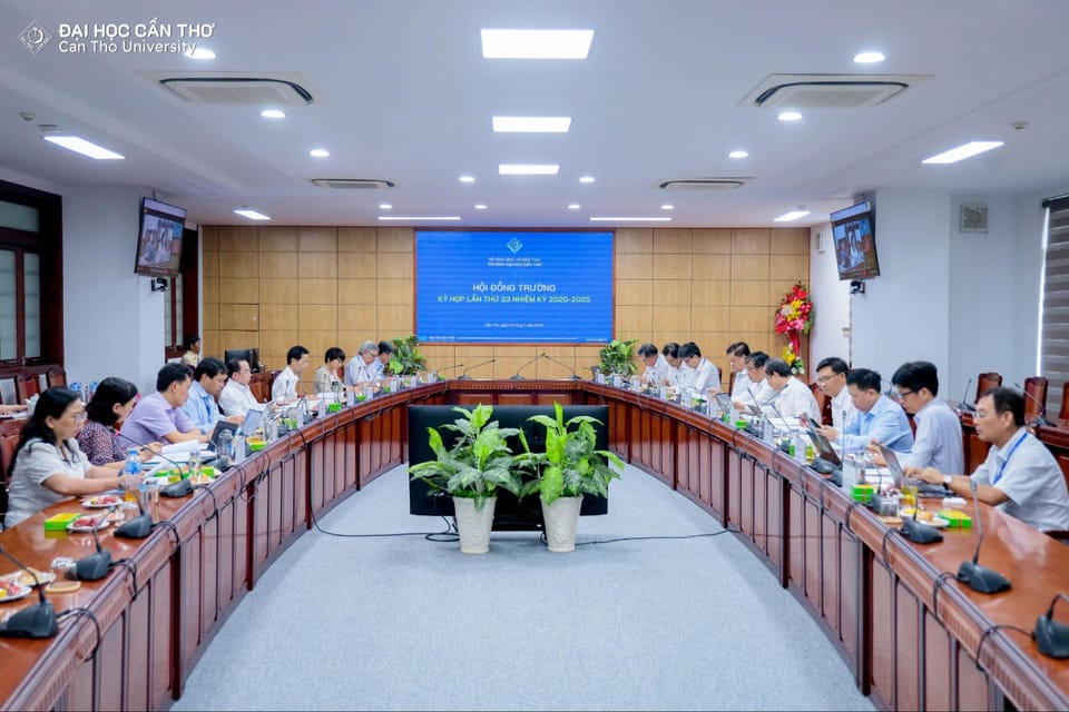Kỳ họp lần thứ 23 Hội đồng Trường Đại học Cần Thơ, nhiệm kỳ 2020 - 2025